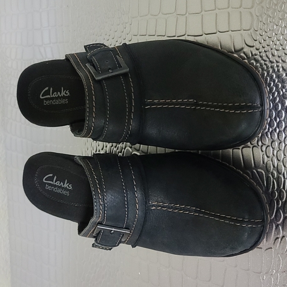 Clarks bendables Booties/Clogs 8M - Picture 6 of 6